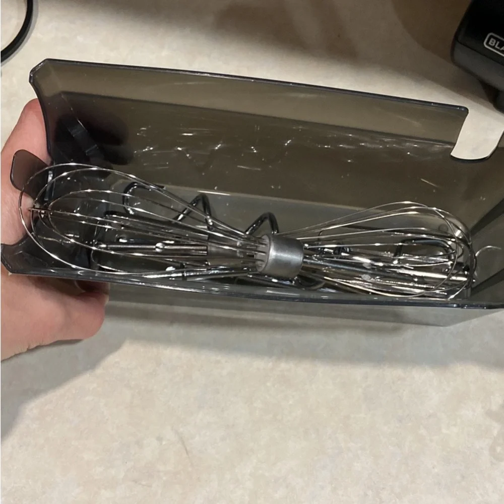 Black & Decker hand mixer